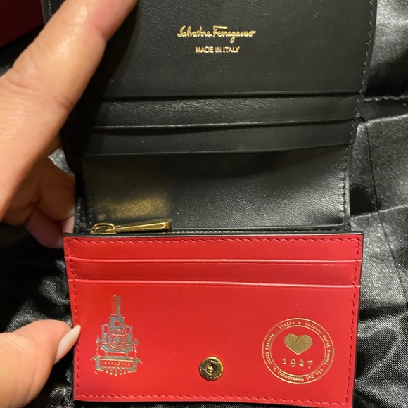 Ferragamo wallet - Picture 5 of 7